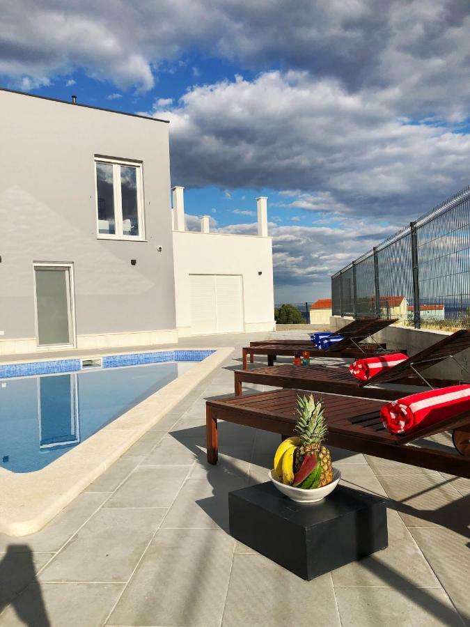 Villa Mila Kastela Кастель-Нови Экстерьер фото