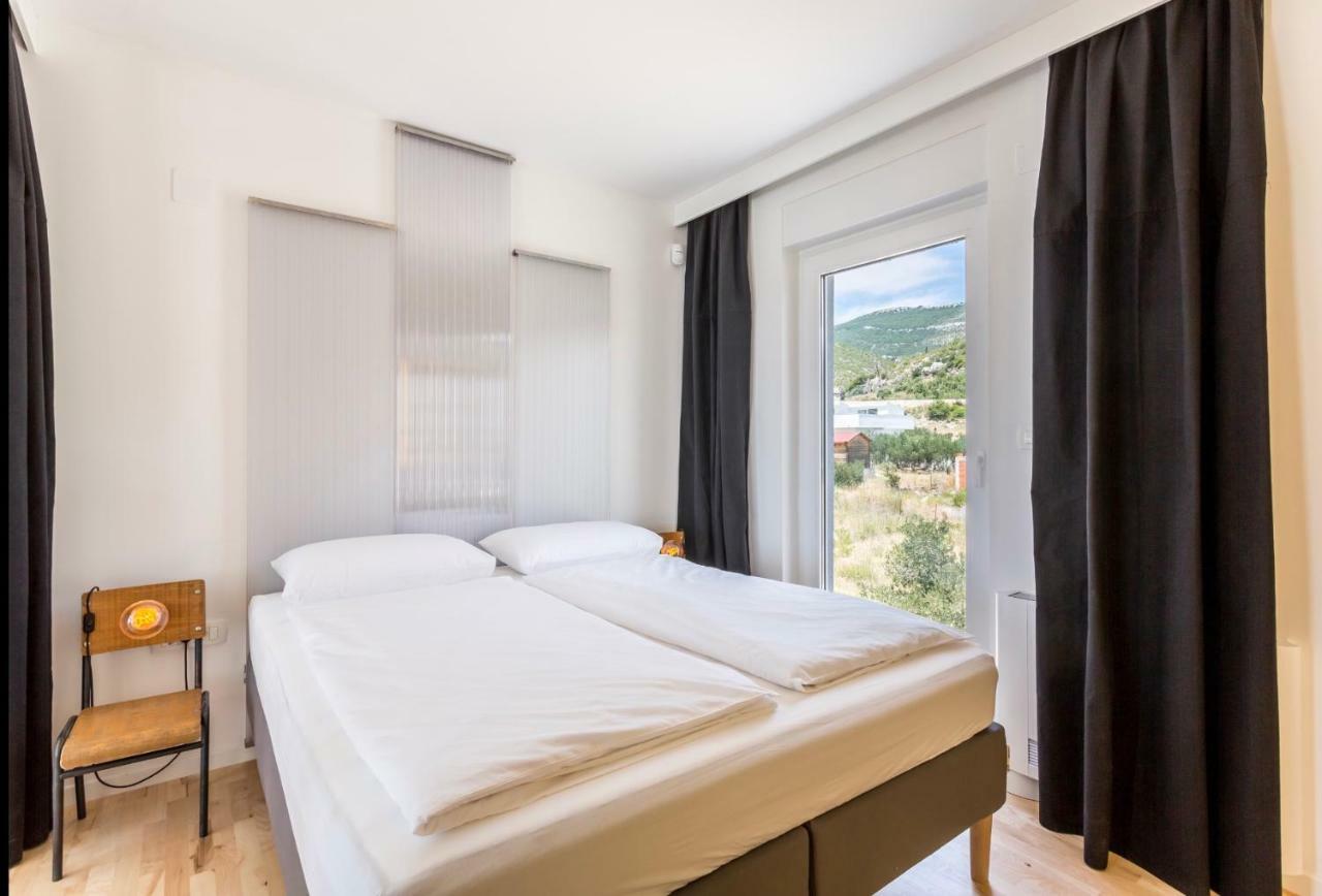 Villa Mila Kastela Кастель-Нови Экстерьер фото