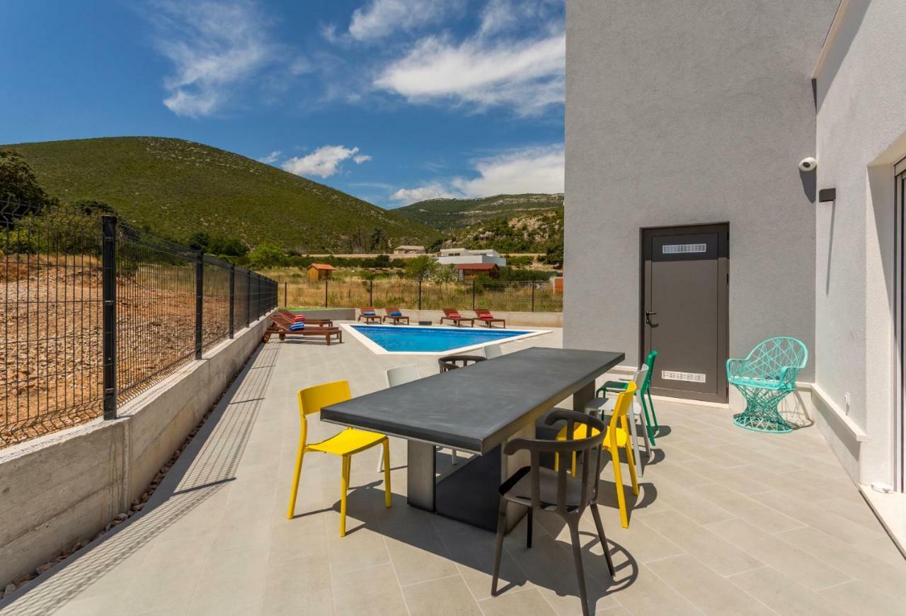 Villa Mila Kastela Кастель-Нови Экстерьер фото